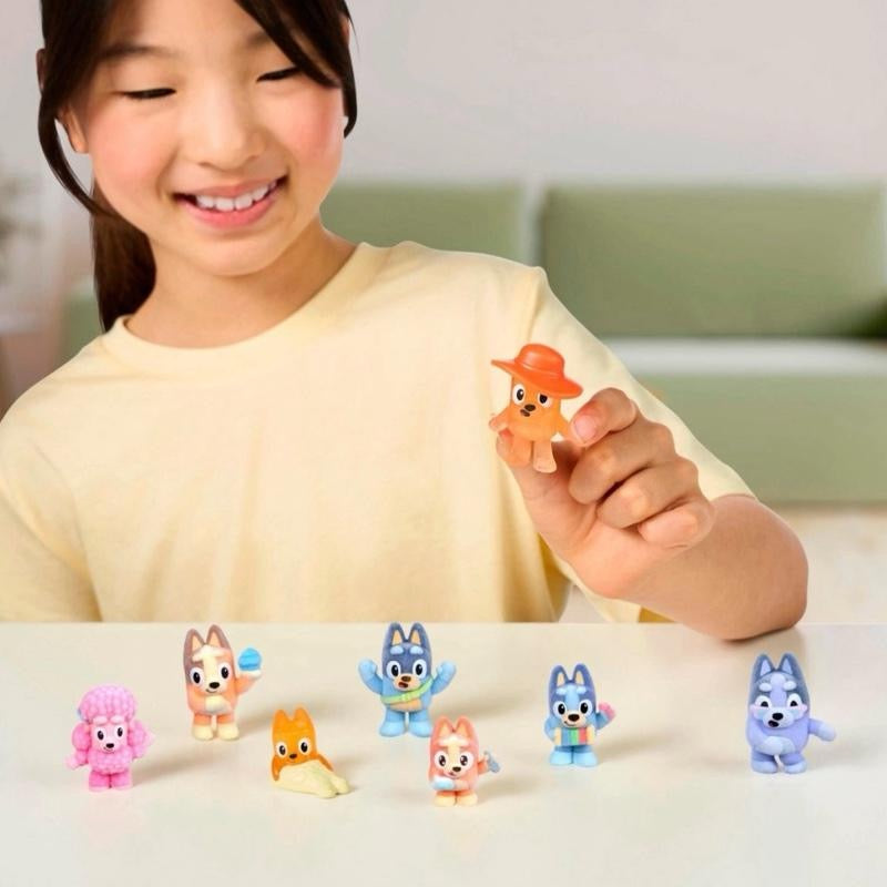 Bluey Fuzzies Blind Box 2 Figure Pack Assortment. One supplied