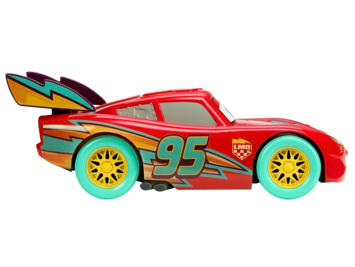 Disney Cars Race To Celebrate Lights & Sounds Lightning McQueen